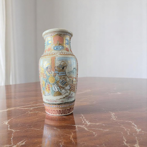 白薩摩飾壺 mini 02】極小サイズ 繊細絵付のミニチュア美術品 直径4cm