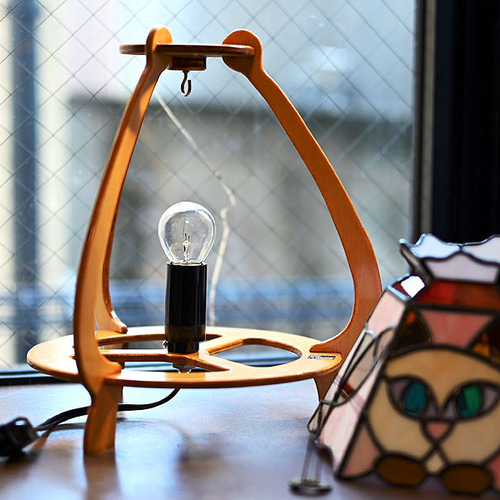 ★KAO★猫のレトロランプ　スタンドライト　サンアート 新着商品 Amazon.co.jp: ホーム : 猫の照明 陶器の猫のランプ