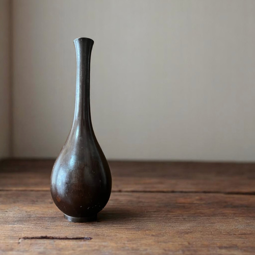 大正～昭和期】銅製 鶴首一輪挿し花器｜高さ21cm｜茶銅色／シンプルで