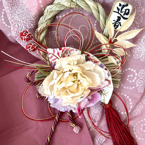 581»◤完売しました◢ 2025✿早割りお正月しめ縄飾り✿大輪のお花