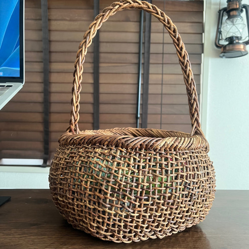 木通（あけび）籠 no.11｜手作りの自然美 一輪挿し・花瓶・花器