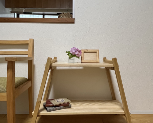 ディスプレイラック キャンプ用テーブル 組み立て式サイドテーブル