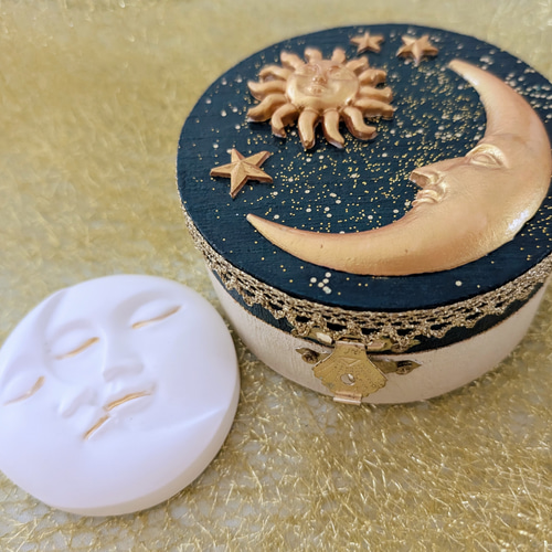 煌めく星空ペイントの木箱アロマボックス✨まんまるお月様のアロマ