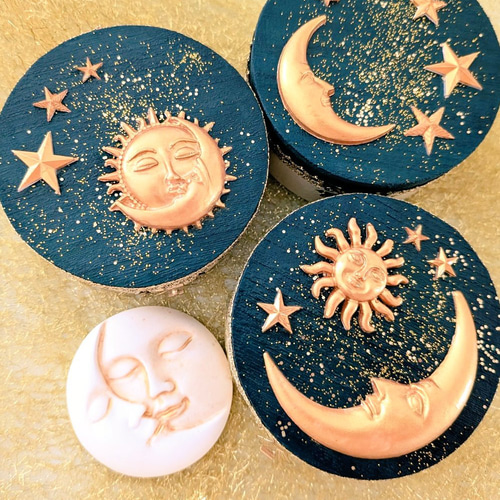 煌めく星空ペイントの木箱アロマボックス✨まんまるお月様の