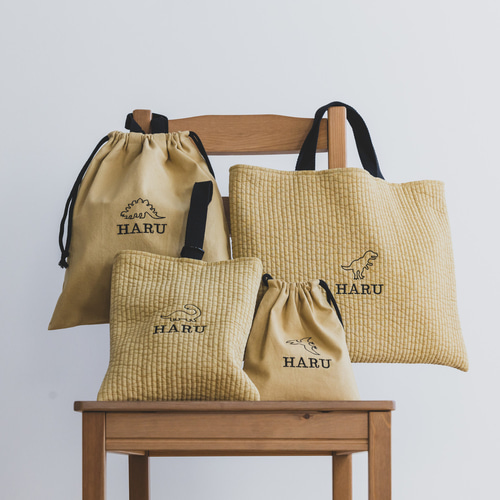 mam。ヌビ　レッスンバッグ、上履き入れ　恐竜刺繍　韓国イブル 楽天市場】ヌビバッグ 入園 入学 2点セット ヌビ 刺繍［desuite
