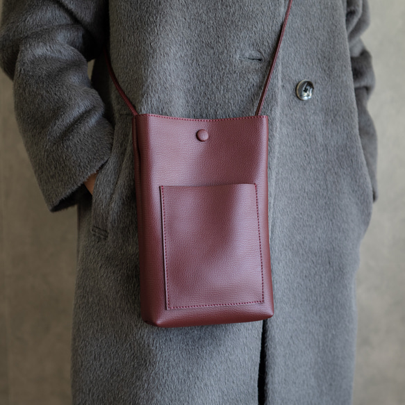 義大利真皮垂直手拿包 防水輕量迷你包 單肩包 [酒紅色] 第3張的照片