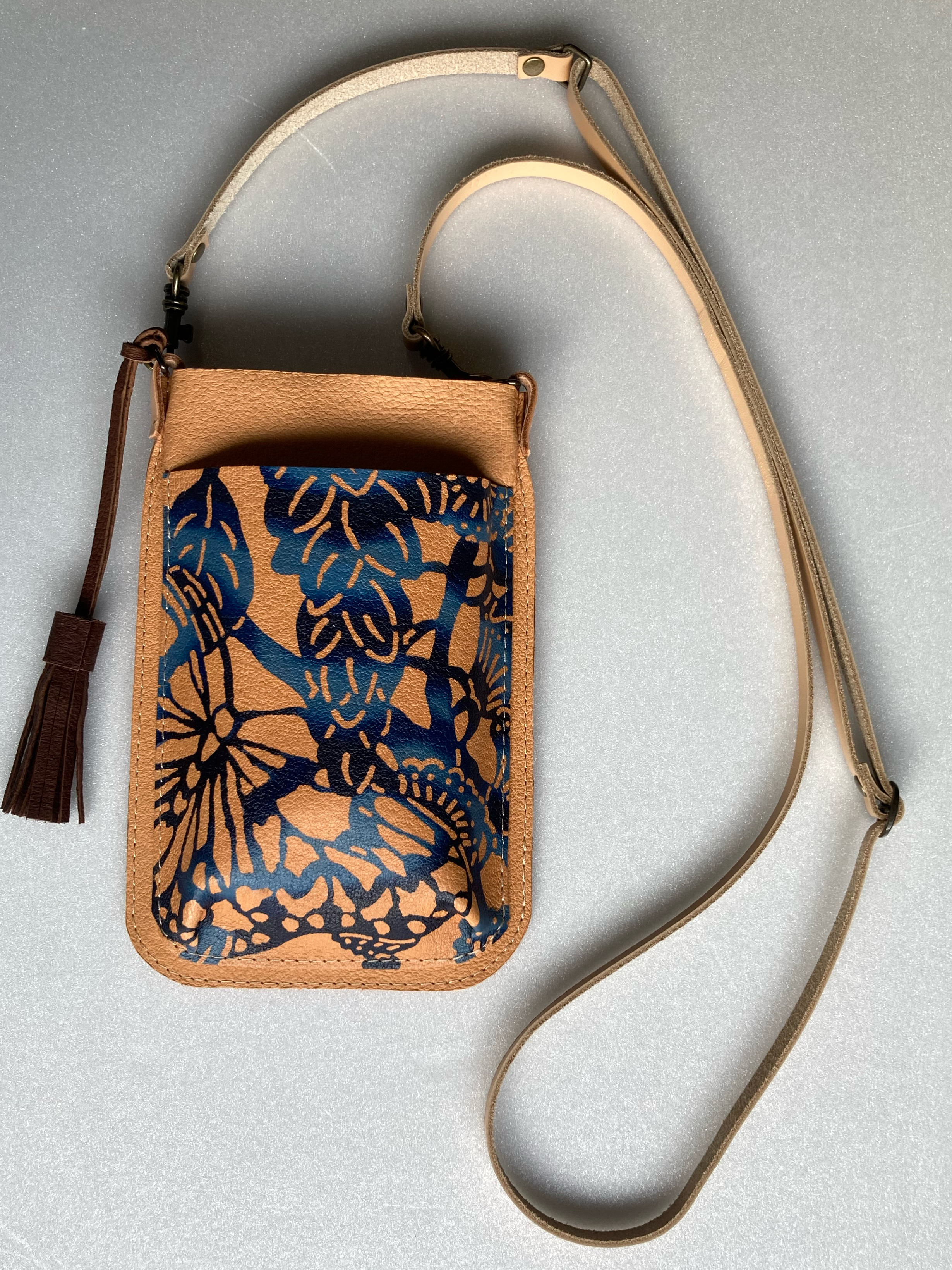 【本革】スマホポシェット