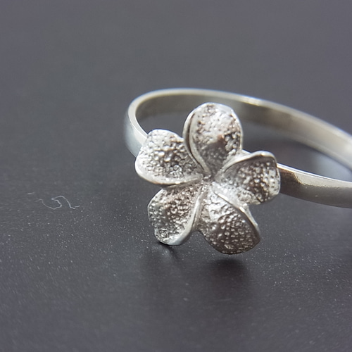 □プルメリア リング シルバー925 指輪 Bali サイズ調整可 花びらが