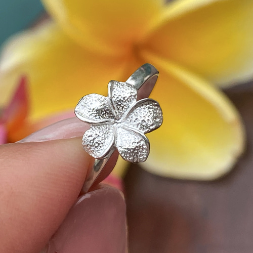 □プルメリア リング シルバー925 指輪 Bali サイズ調整可 花びらが