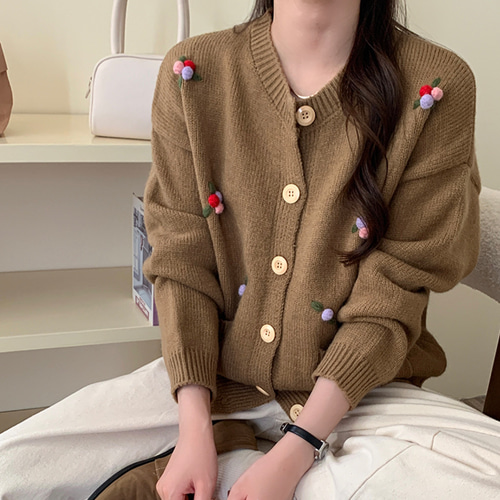 秋冬の新作 *花刺繍セーターコート *甘いニットカーディガン 秋冬の新作 *花刺繍セーターコート *甘いニットカーディガン