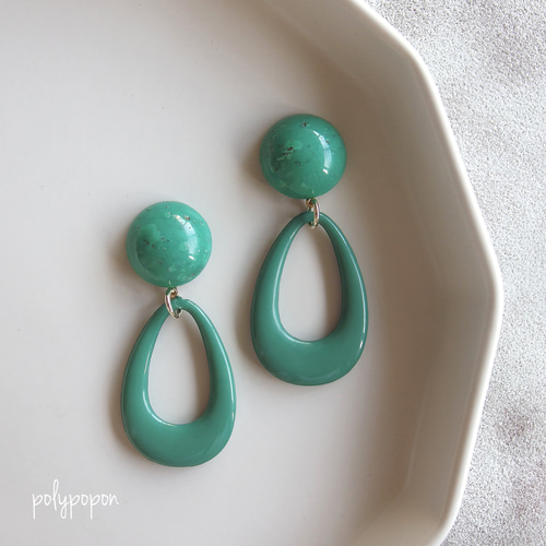 1点もの］ドイツ製ヴィンテージドロップフープのイヤリング・チタン