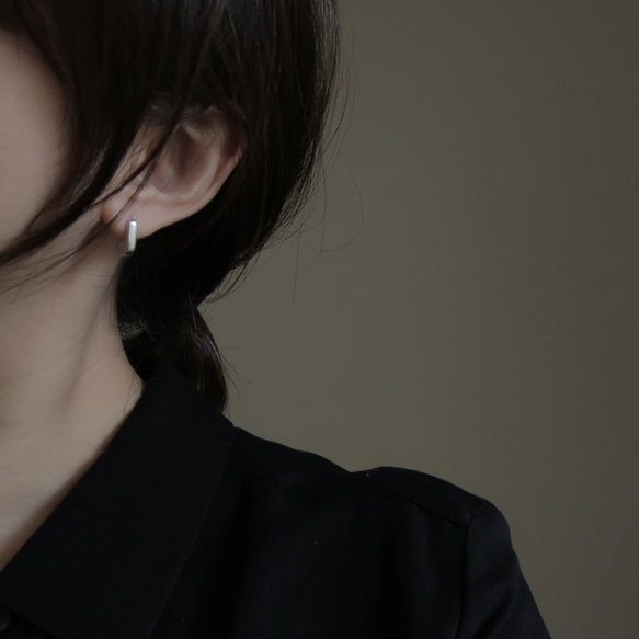 925純銀  幸運 馬蹄形 U型 亮霧面 易扣 耳環  一對 免費包裝 第9張的照片