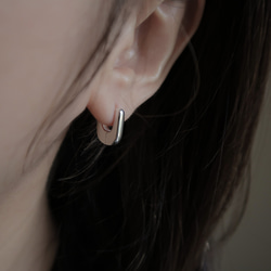 925純銀  幸運 馬蹄形 U型 亮霧面 易扣 耳環  一對 免費包裝 第5張的照片