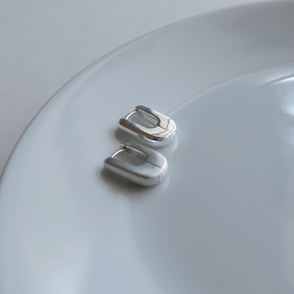 925純銀  幸運 馬蹄形 U型 亮霧面 易扣 耳環  一對 免費包裝 第3張的照片