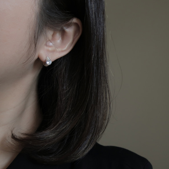 925純銀 水滴形 鋯石爪鑲 亮霧面 易扣 耳環  一對 免費包裝 第9張的照片
