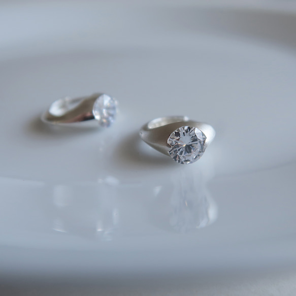 925純銀 水滴形 鋯石爪鑲 亮霧面 易扣 耳環  一對 免費包裝 第2張的照片