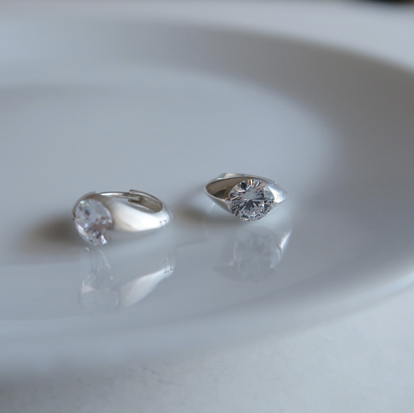 925純銀 水滴形 鋯石爪鑲 亮霧面 易扣 耳環  一對 免費包裝 第4張的照片