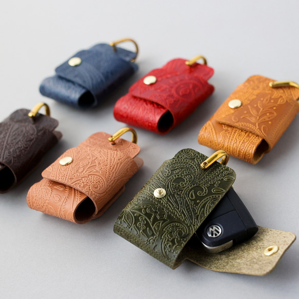 送料無料 栃木レザーペイズリー スマートキー キーケース 真鍮製 シャックル 日本製 キーリング ヌメ革 2枚目の画像