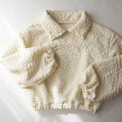 ボタニカルキルト・ジャカードニットプルオーバー cotton/オフ