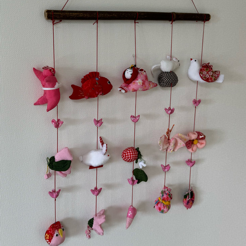 壁掛け吊るし雛⑨ かわいい吊るし飾り 1点物 桃の節句 ひな祭り