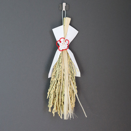 2025年】04）稲穂と水引シンプルな正月飾り「紅白梅」 しめ縄