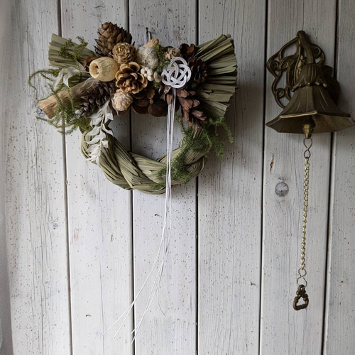 木ノ実とグリーンのしめ縄飾り☆お正月飾り☆しめ縄リース お正月飾り】木の実としめ縄 #3 しめ縄・しめ飾り Chêne 通販 18383259