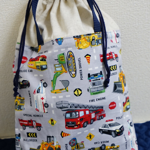 消防車のレッスンバッグ　他　お名前刺繍入り 消防車のレッスンバッグ 他 お名前刺繍入り - メルカリ - 手提げ