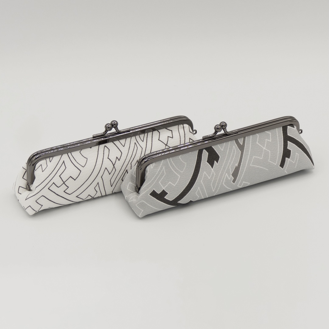 京友禅　がま口ペンケース（眼鏡ケース）『ONE TONE』　紗綾型　モノトーン