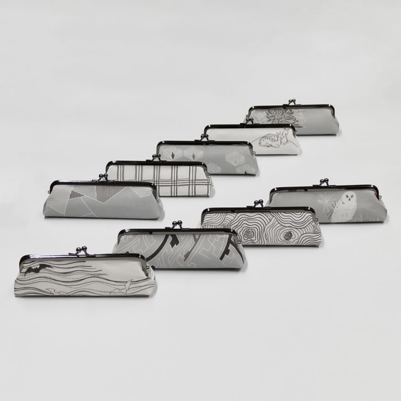 京友禅　がま口ペンケース（眼鏡ケース）『ONE TONE』　菊　モノトーン 10枚目の画像