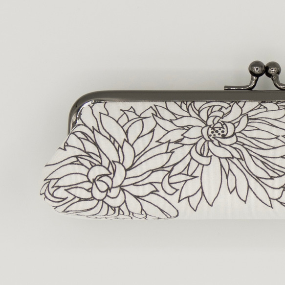 京友禅　がま口ペンケース（眼鏡ケース）『ONE TONE』　菊　モノトーン 7枚目の画像