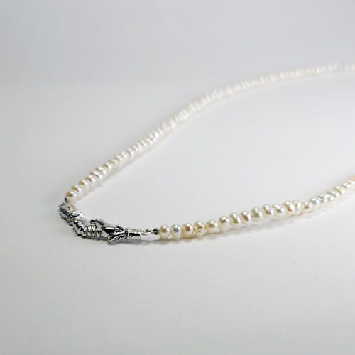 シェイクハンドのパールネックレス シルバー チェーン クロス