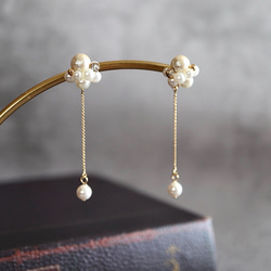 小さなパールが揺れるパール&パールピアス/イヤリング▪︎上品