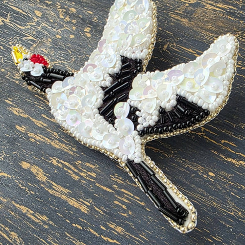 鶴 ブローチ 帯留め ビーズ刺繍 ブローチ TAKAYO 通販 18384234