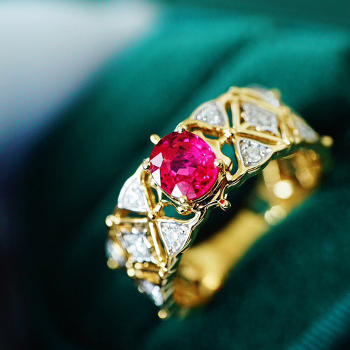 豪華」K18 天然ルビー 天然ダイヤモンド リング 純愛 女性 女王 0.78ct 