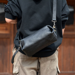 日历牛革真皮黑色バッグ ハンドル付き大型尺寸：27*26*13cm 日历牛革真皮黑色バッグ ハンドル付き大型尺寸：27*26*13cm 日历牛革