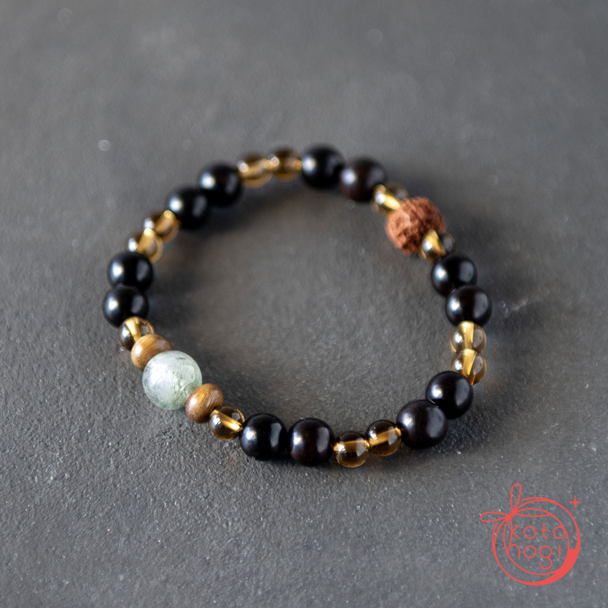お守り ブレスレット＊黒檀 ルドラクシャ ヒマヤラシャンパンクォーツ パロサント ガネーシュヒマール 12,700円