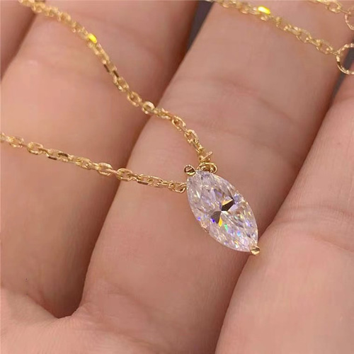 newデザイン】輝くモアサナイト ダイヤ ネックレス k18YG ネックレス  