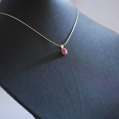 深璦』ロードナイトとロードナイトシリカのマクラメペンダント