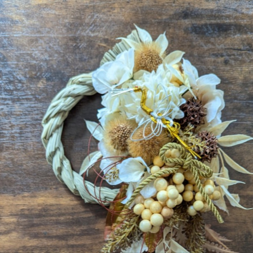 迎春2025 クリームアジサイ＆クリームマム 正月飾り(フェイク) しめ縄