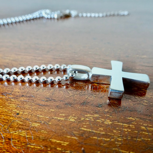 仁尾彫金『プラチナ、十字クロス』ハンドメイド331 ネックレス  