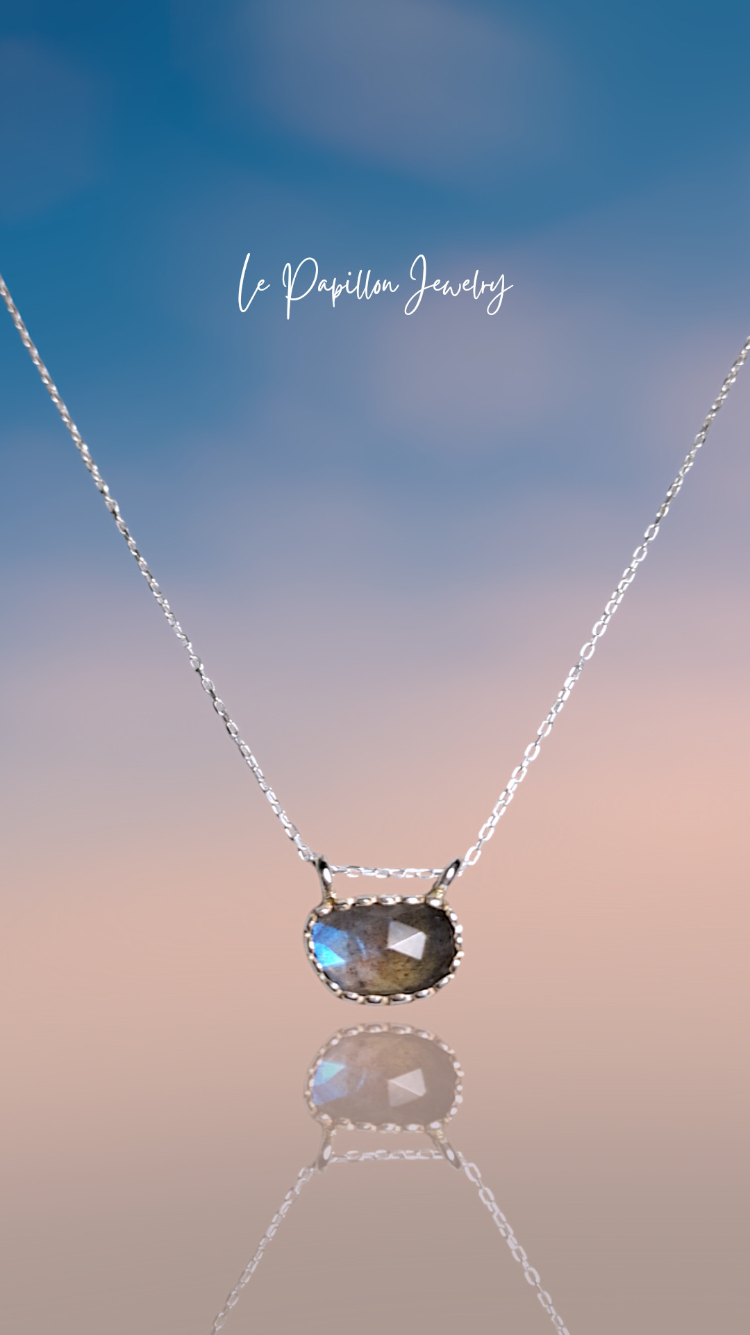 美しい青 ラブラドライト シルバーネックレス