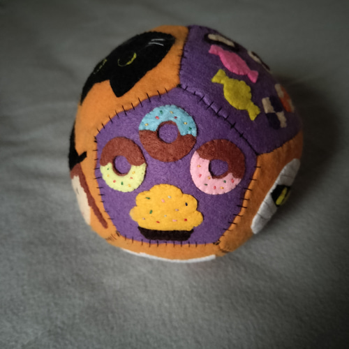 ハロウィン☆かわいい☆フェルトボール☆12面 おもちゃ・人形 Fairy