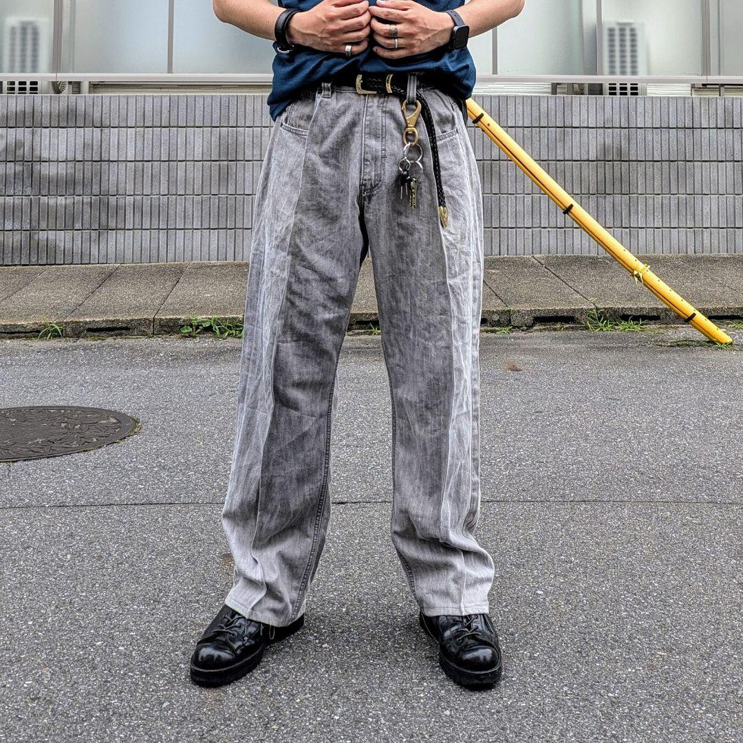 ブラックデニムパンツ50本まとめ売り リメイク ハンドメイド リペア 生地 素材 濃い色デニムパンツ まとめ売り40本 リメイク素材 ハンドメイド