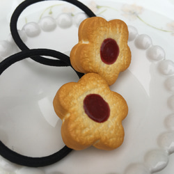 ジャムサンドクッキーのヘアゴム♡花形 5枚目の画像
