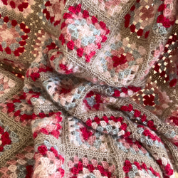 モヘヤのブランケット　ひざ掛け　モチーフ　グラニースクエア 3枚目の画像