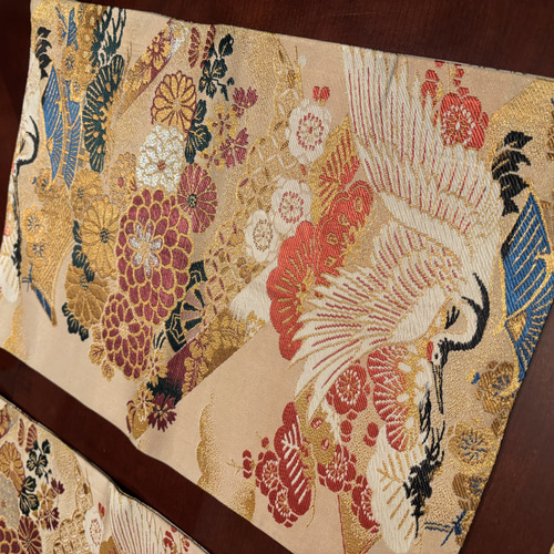 2724豪華刺繍のランチョンマット❗️4枚セット 花嫁衣装の丸帯