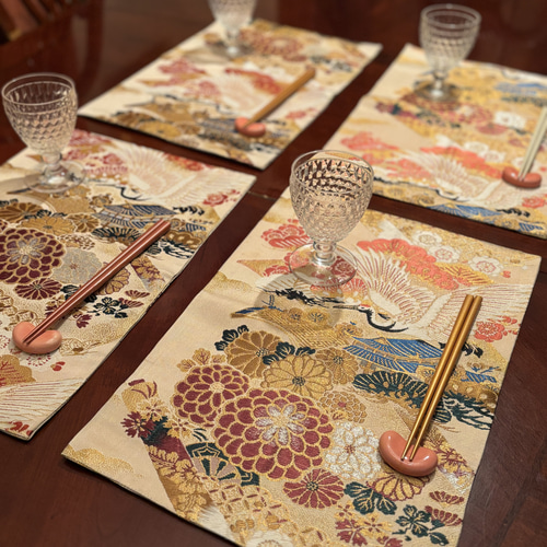 2724豪華刺繍のランチョンマット❗️4枚セット 花嫁衣装の丸帯