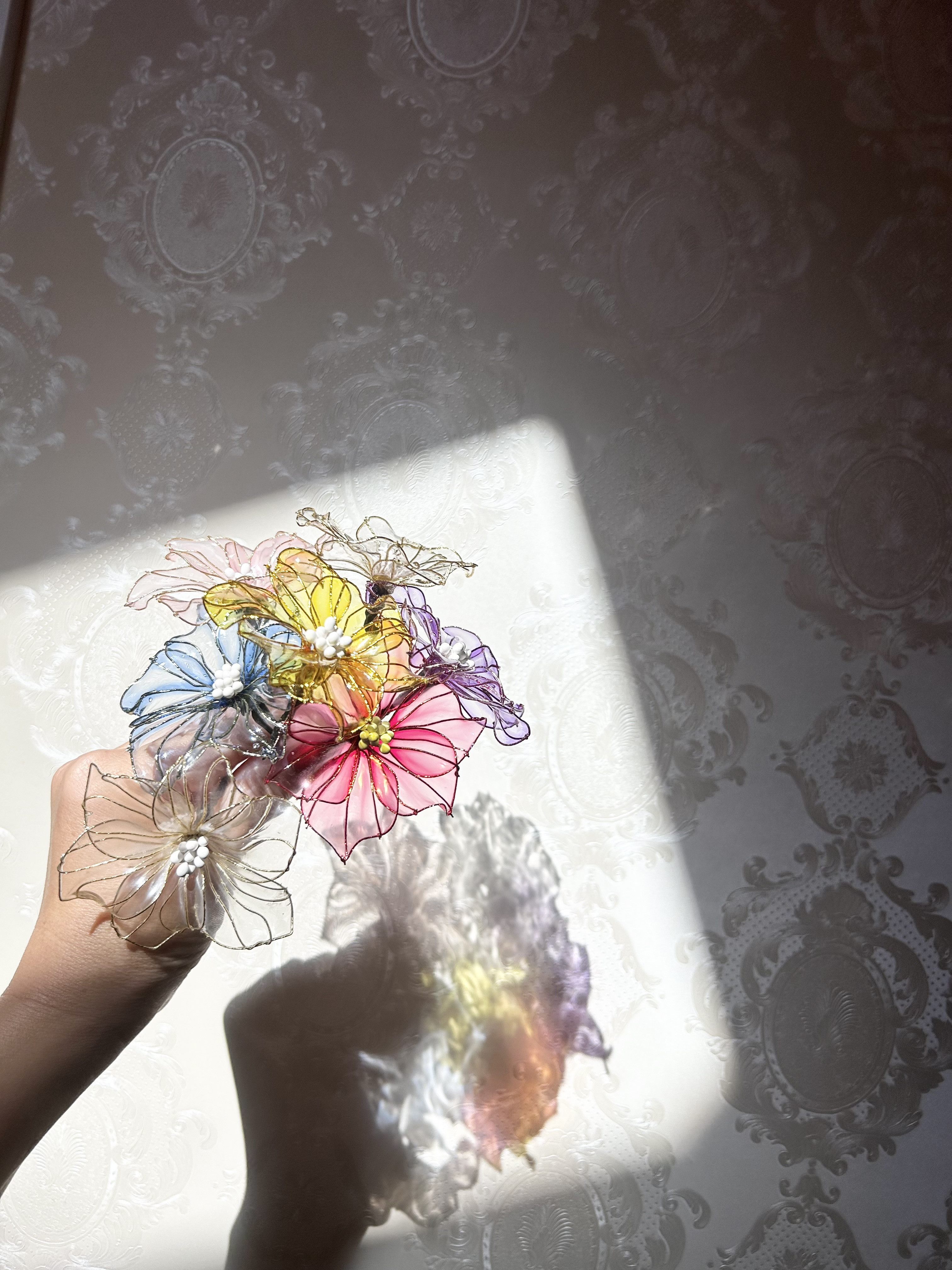 【clear✖️red】送料無料　アメリカンフラワー　髪飾り　結婚式　成人式　卒業式　七五三