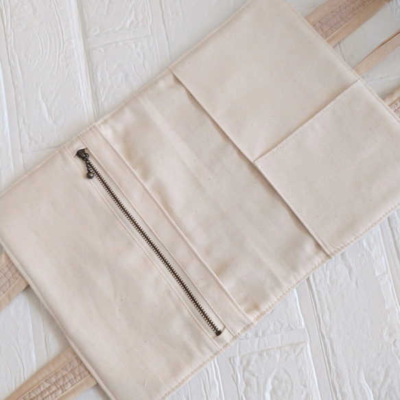 レビューブックカバー ヌビキルト ベージュ インド刺繍リボン 3枚目の画像