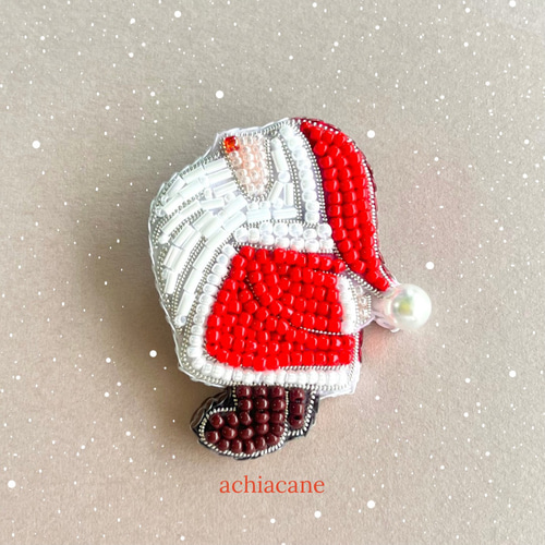 見上げるサンタさんのビーズ刺繍ブローチ クリスマス ブローチ